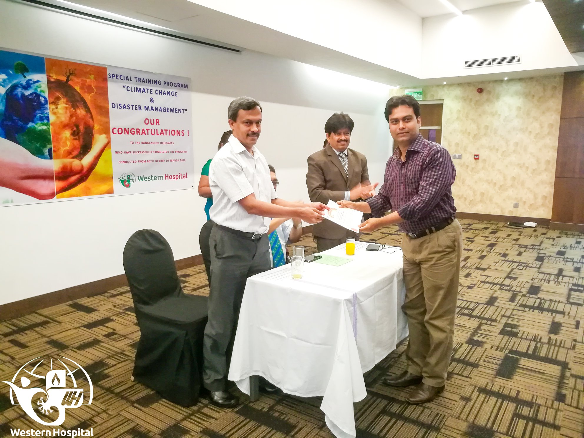 29186552 1996381877058367 911189092941692928 O