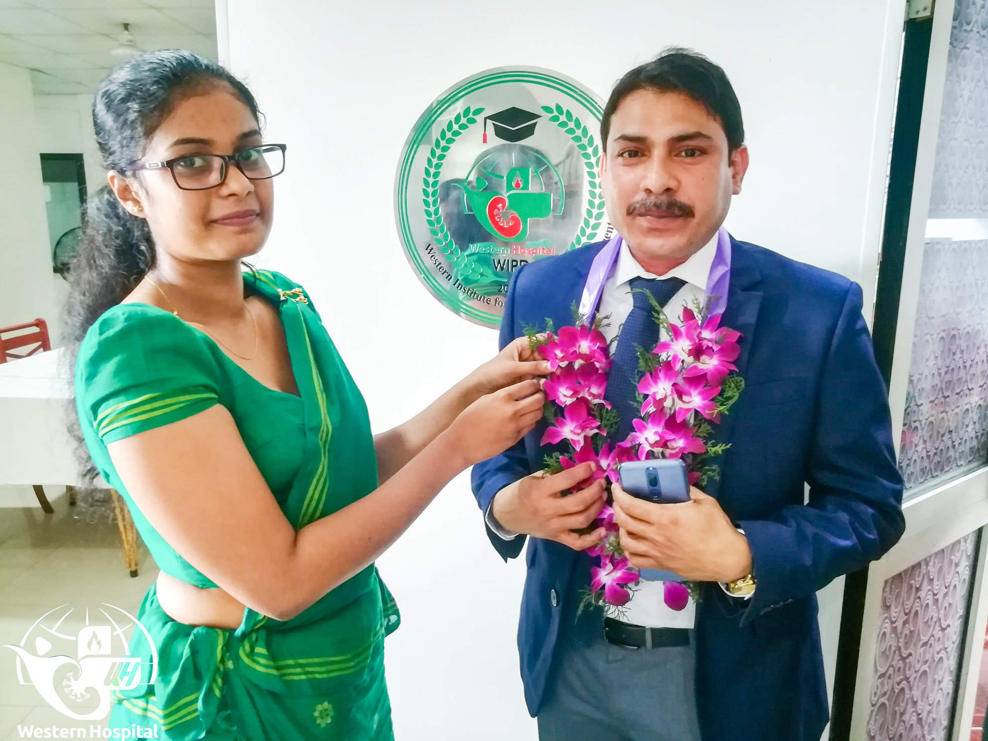 29214283 1996379860391902 237185321198944256 O