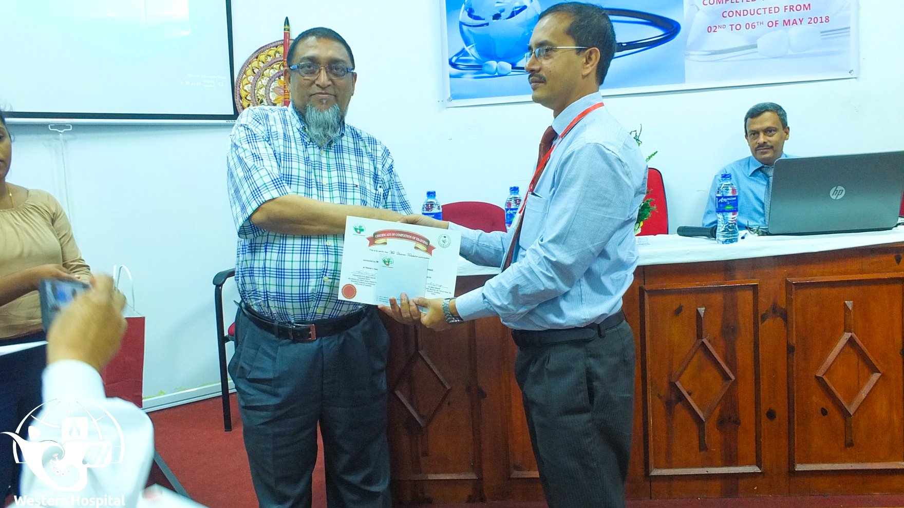 31939576 2058511184178769 8443669257396420608 O