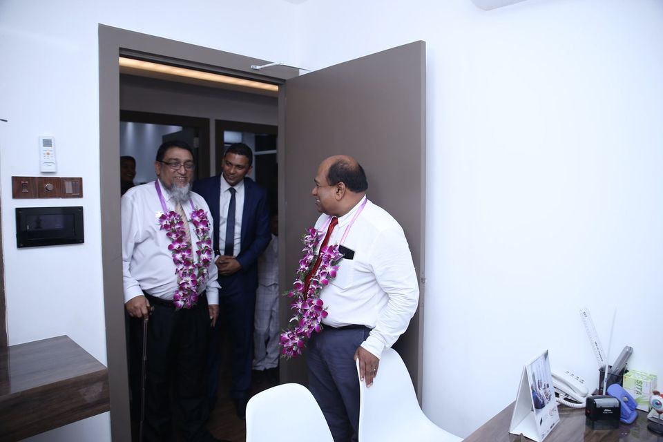 69090853 2817621691601044 4706544296759656448 O